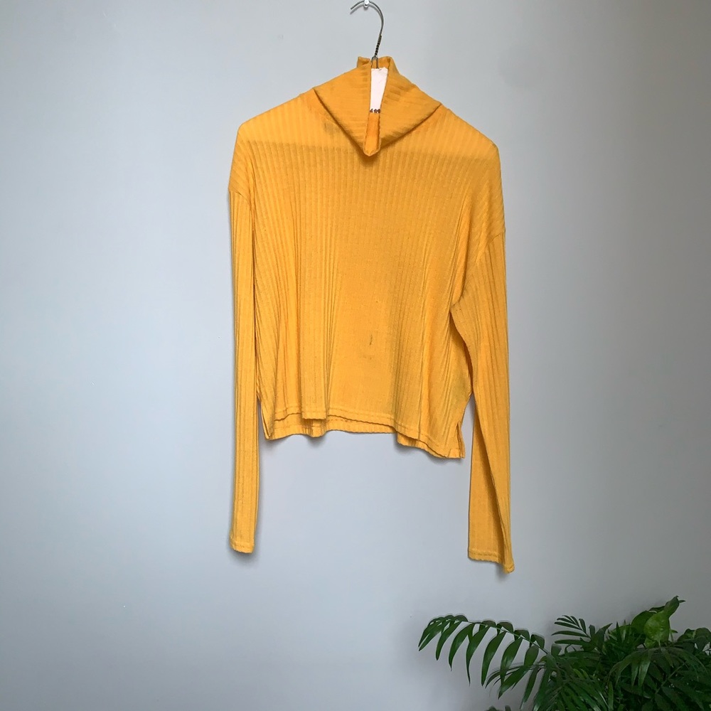 Mustard Turtleneck Long Sleeve Tee ⚡️